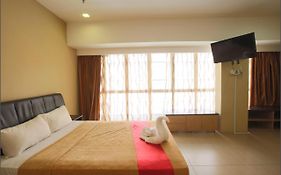 T Hotel Jalan Tar